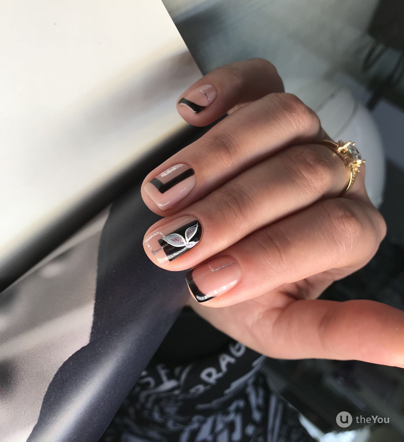 Manicure preta para unhas curtas - obra 46382