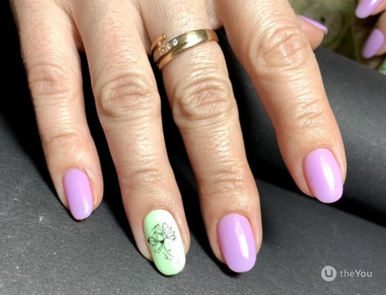 Manicure verde velenoso - lavoro 46991