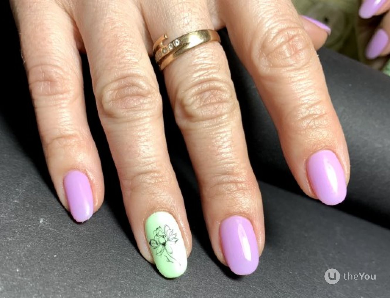 Manicure alla lavanda - lavoro 46991