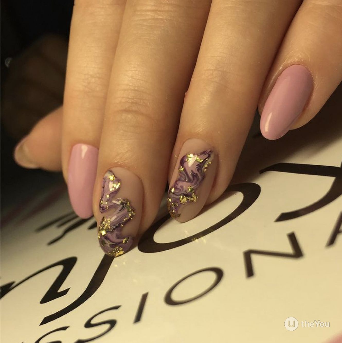 Gold Leaf Nails - work 47547