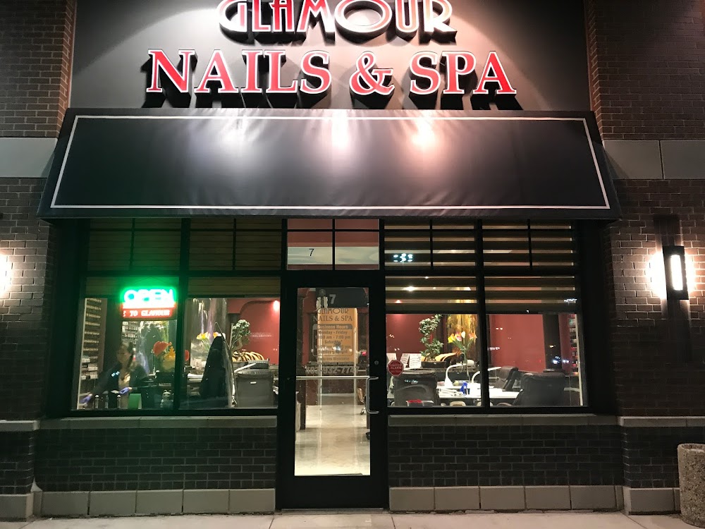 Glamour Nails and Spa - Cochrane