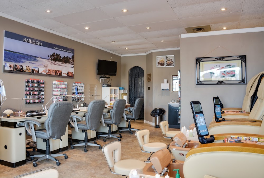 Helen Nail and Spa Oakville