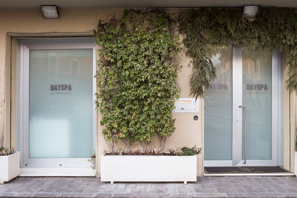 DAY SPA HAIR & BEAUTY