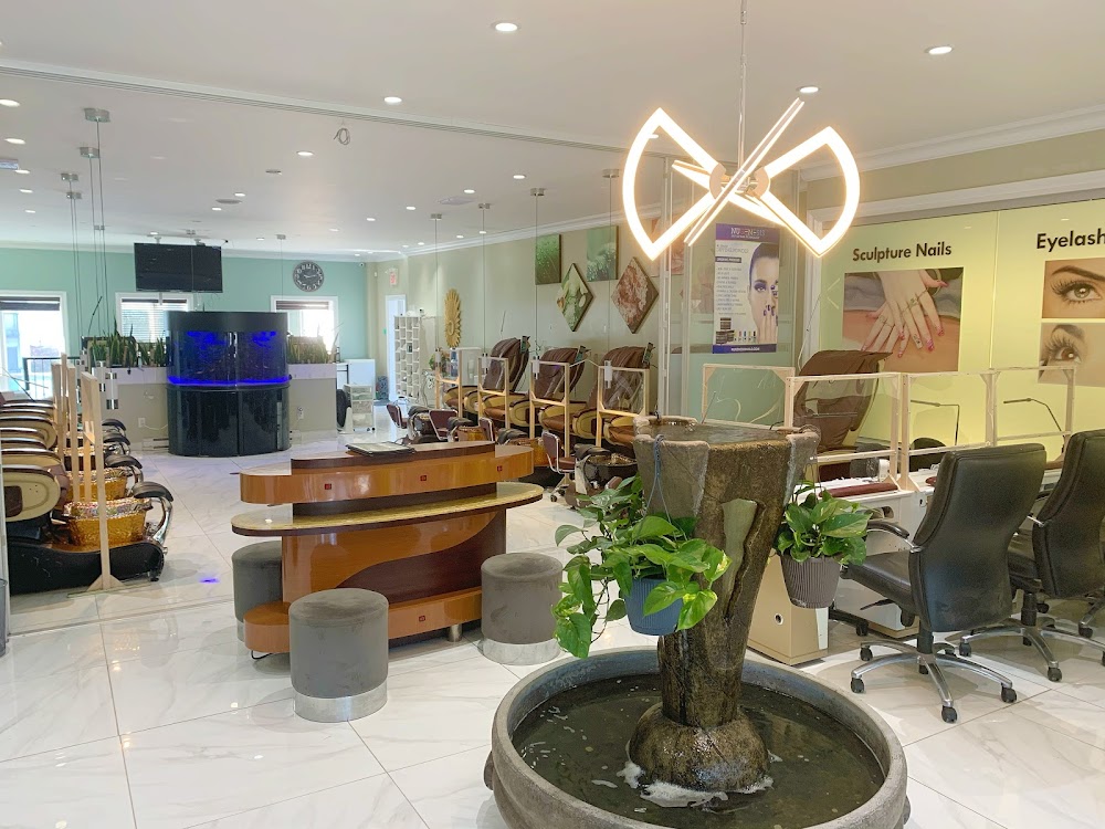 Four Seasons Nails and Spa