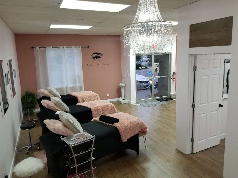 Lioness lashes and brows