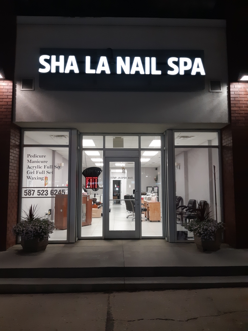 Sha La Nail Spa