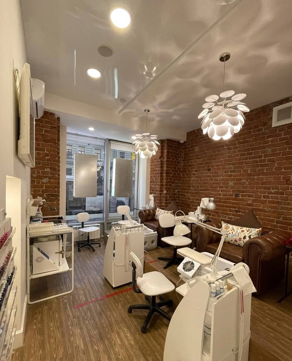 Laki Laik klyb krasoti