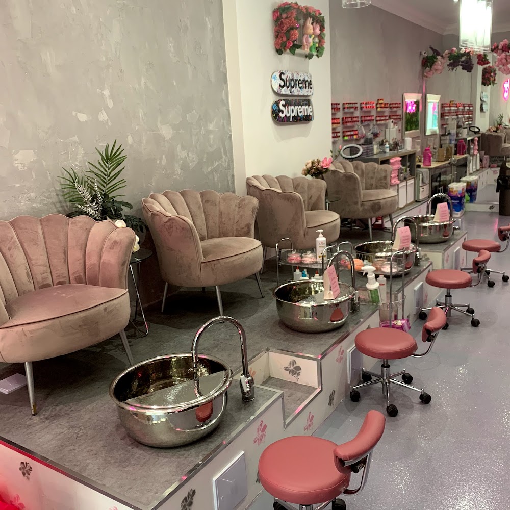 Top Coat Nails & Beauty