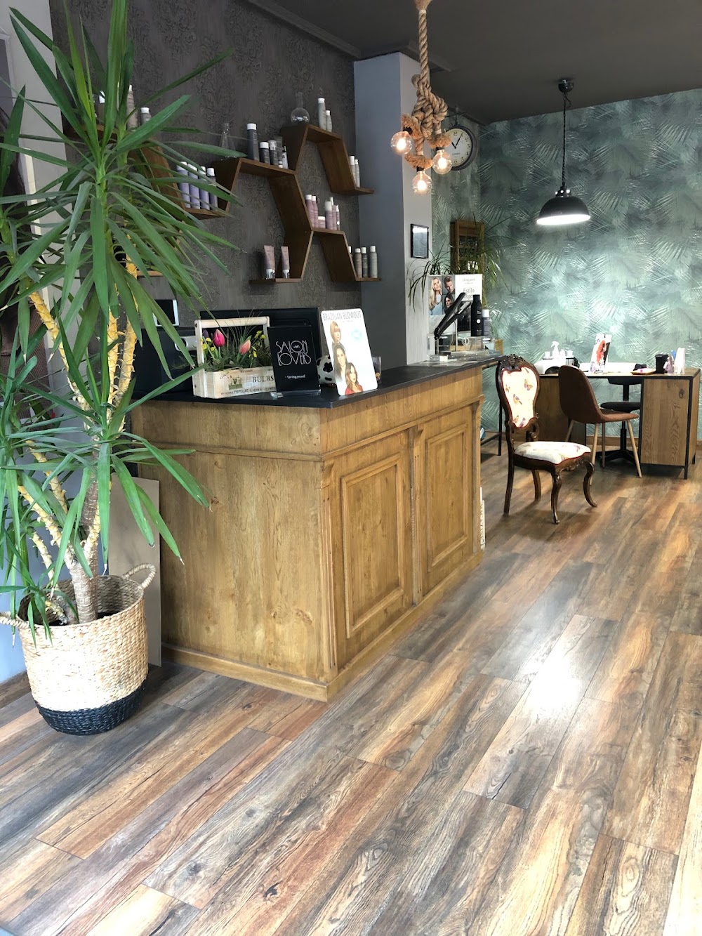 Viktoria hair & beauty salon
