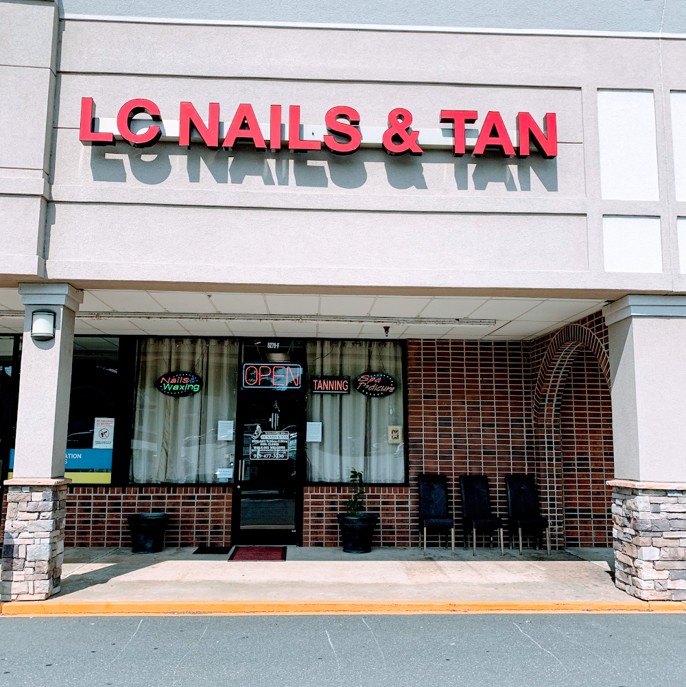 LC Nails & Tan