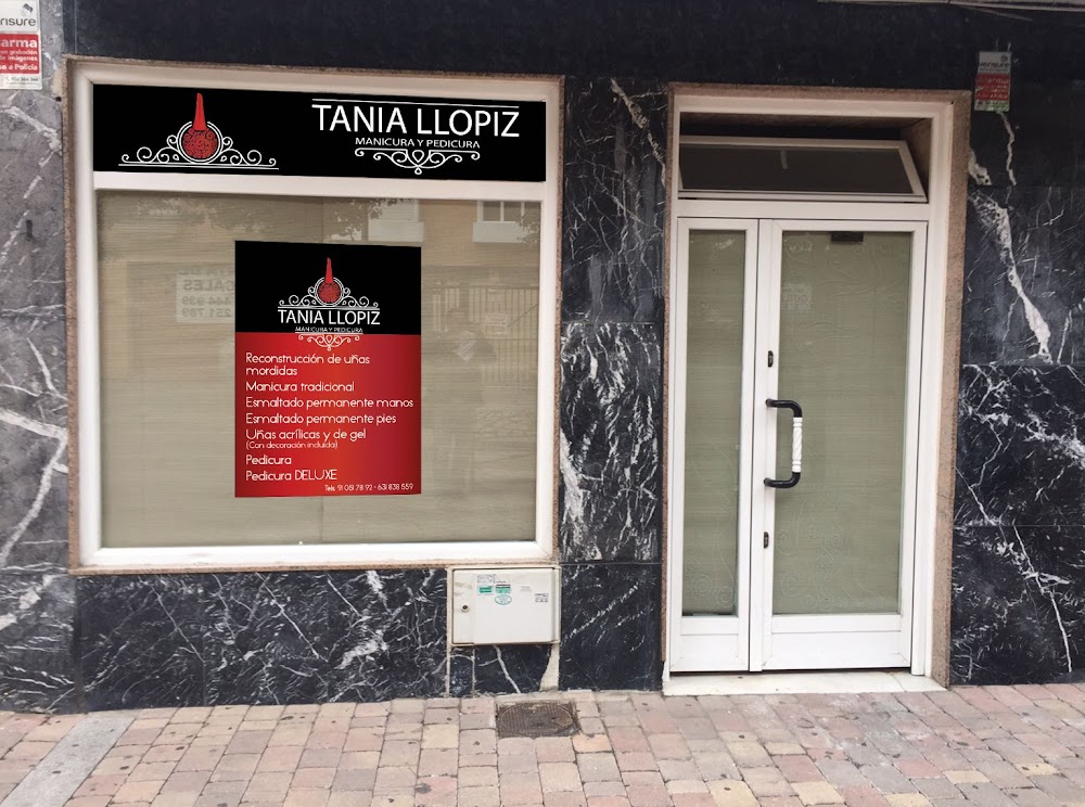 TANIA LLOPIZ UÑAS