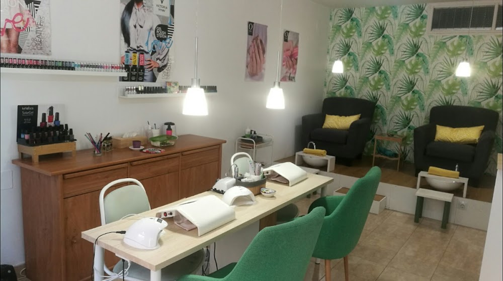 Cala salon de manicura y pedicura