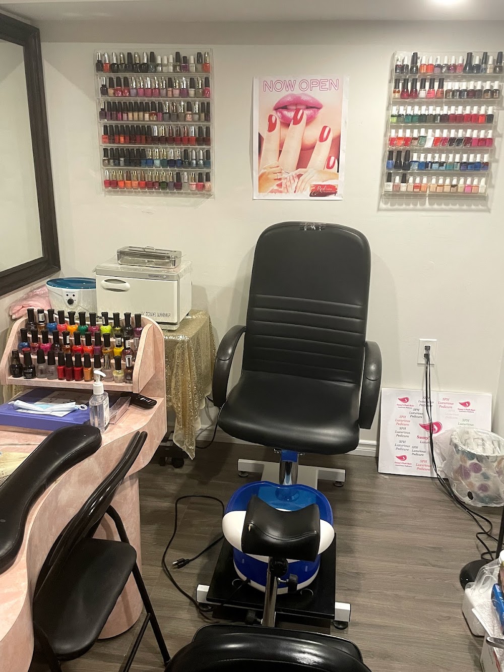 SPH Luxurious Mani and Pedi