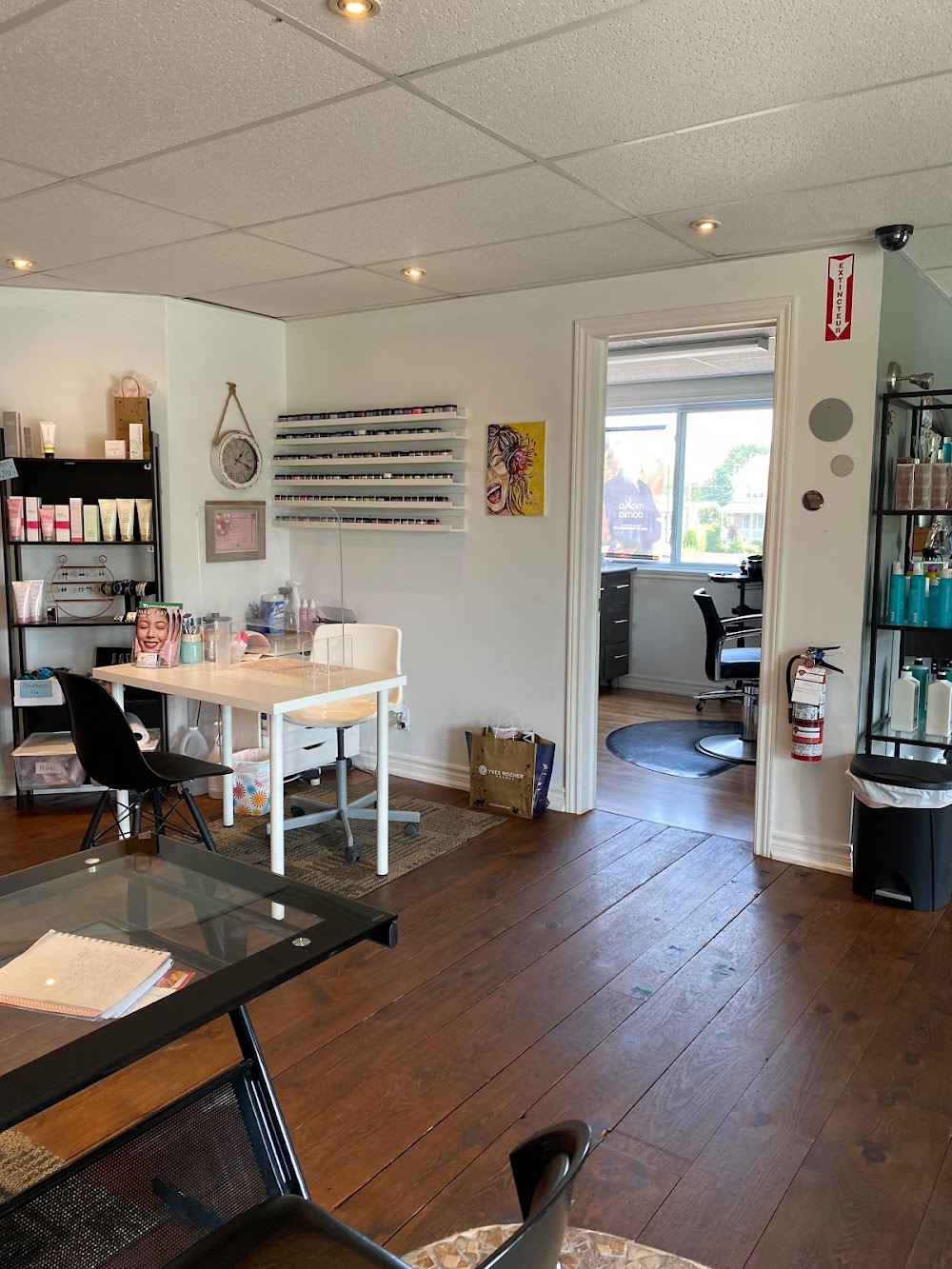 Espaces ÉLIXIR Mascouche : Cold Sculpting. Coiffure. Esthétique.