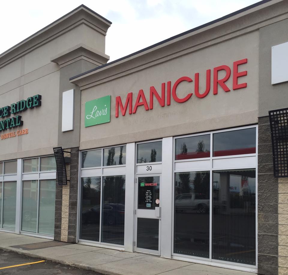 Lavis Manicure