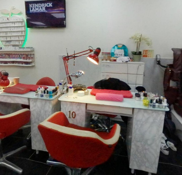 Chelmsford Style Nails