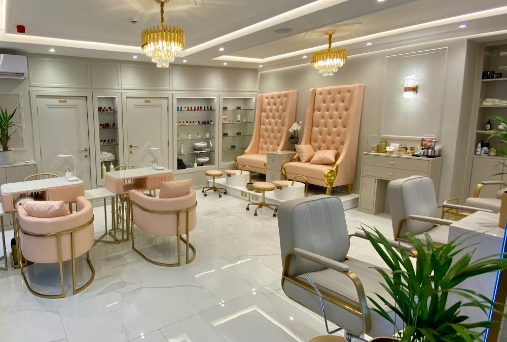 LY Beauty | Hair & Nails Kensington