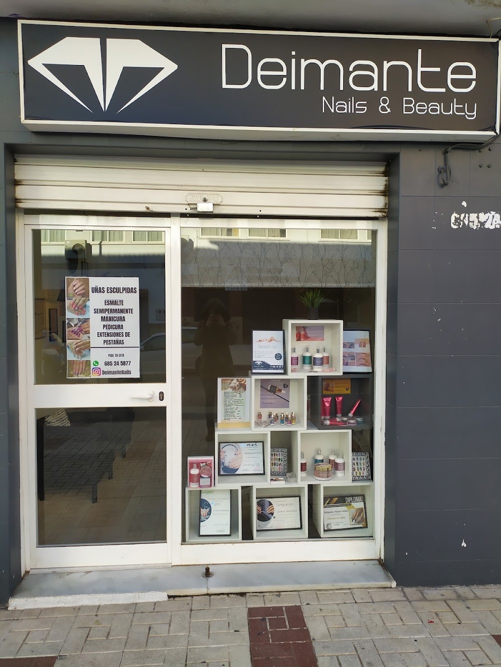 DEIMANTE Nails & Beauty