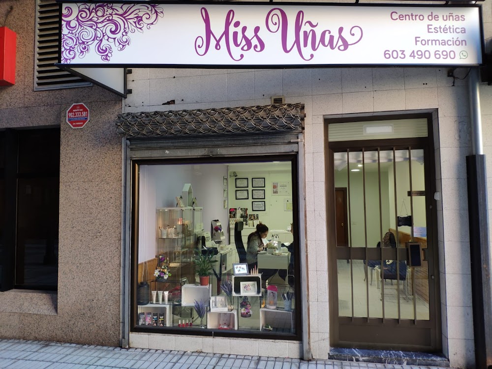 Miss Uñas