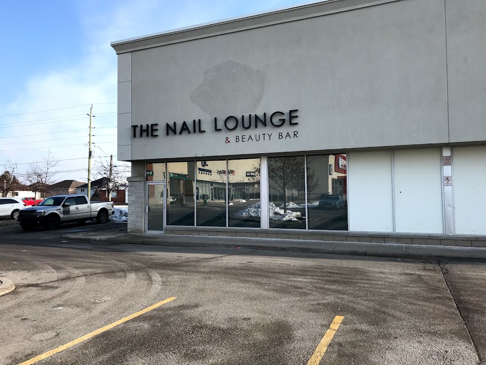 THE NAIL LOUNGE & BEAUTY BAR