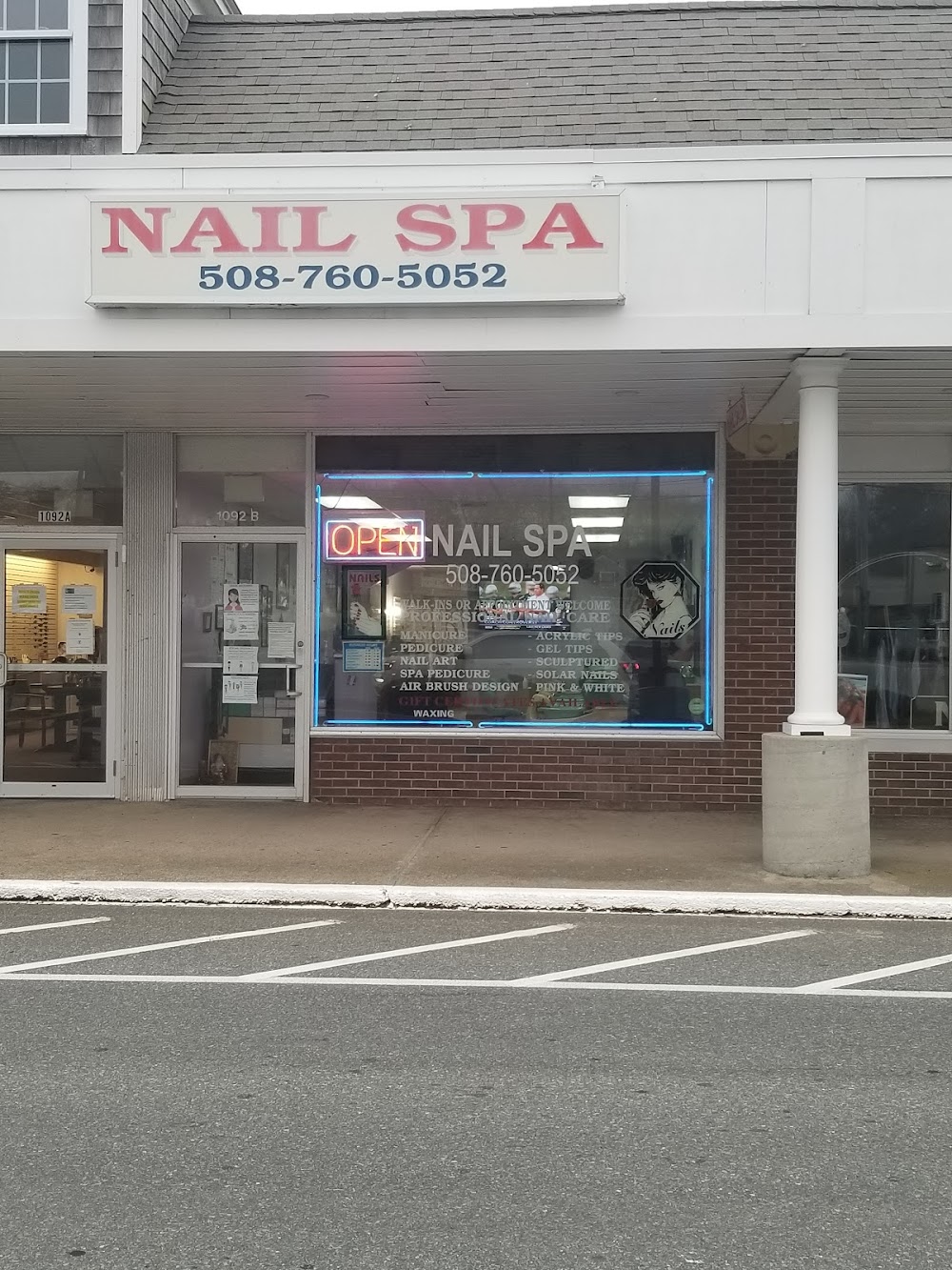 Nail spa