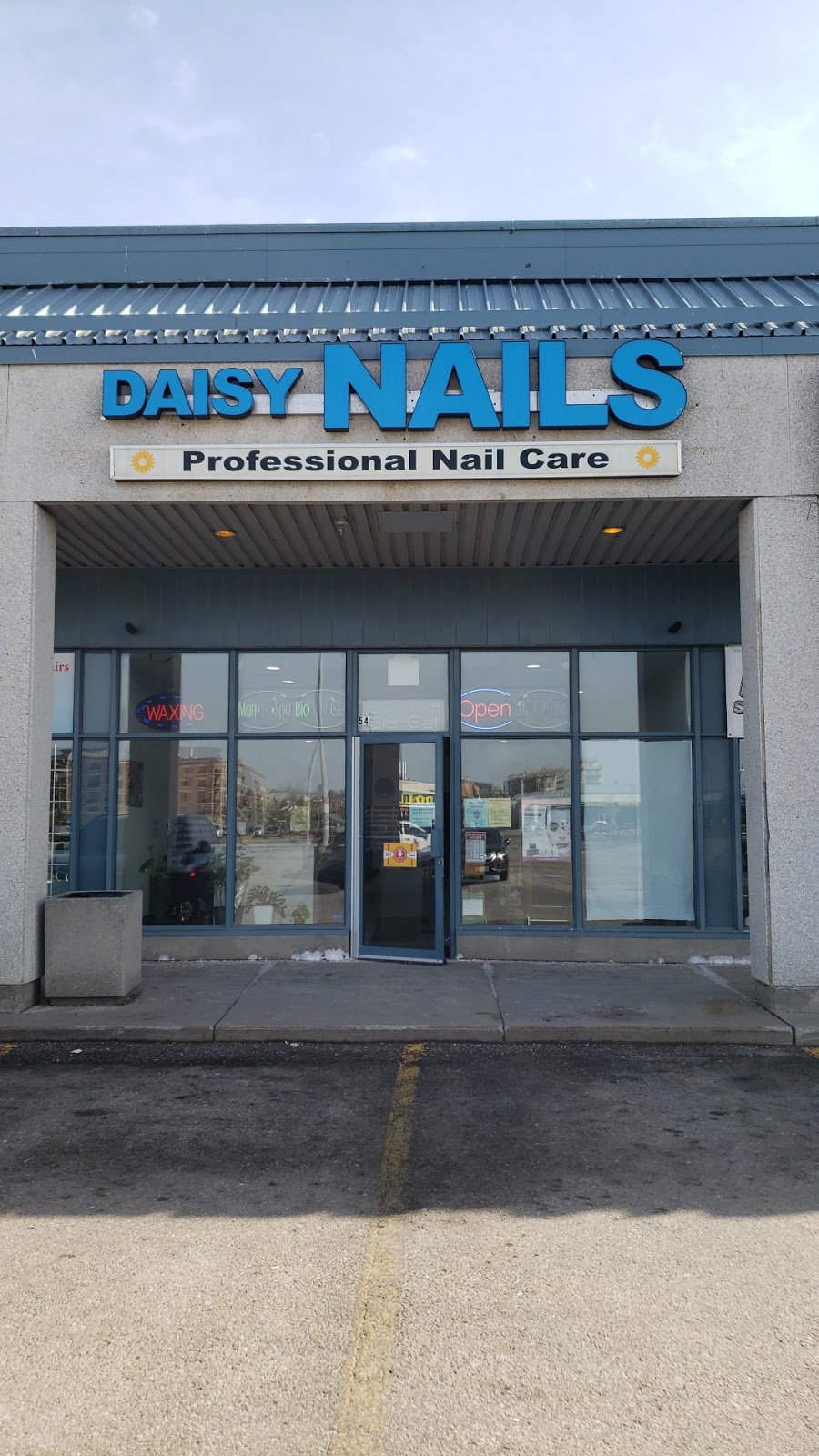 Daisy Nails (Richmond Hill)