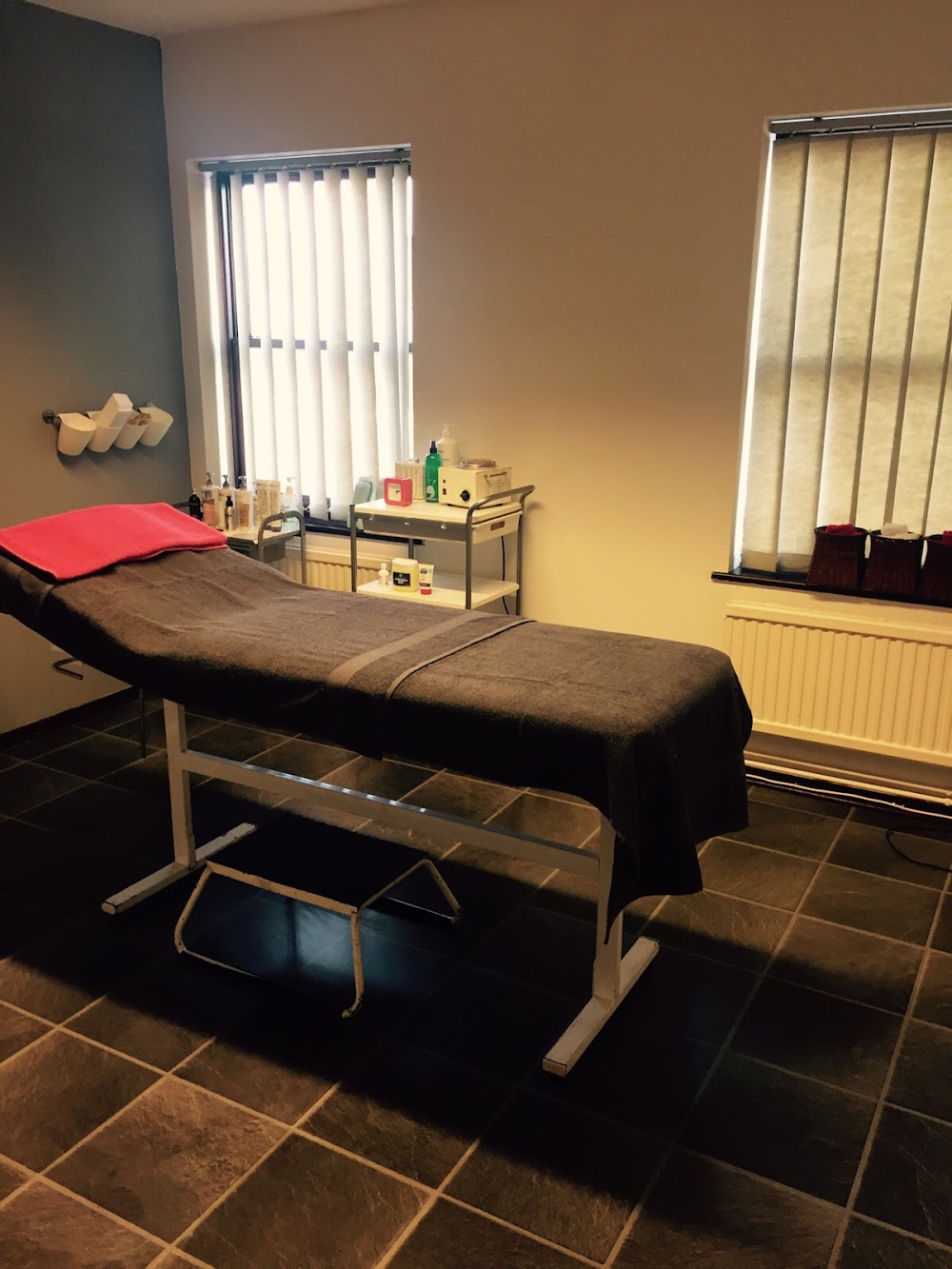 Enhance beauty salon