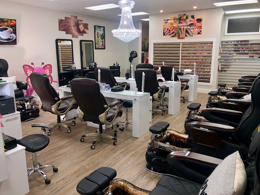 Le's Lovely Nails and Hair Spa