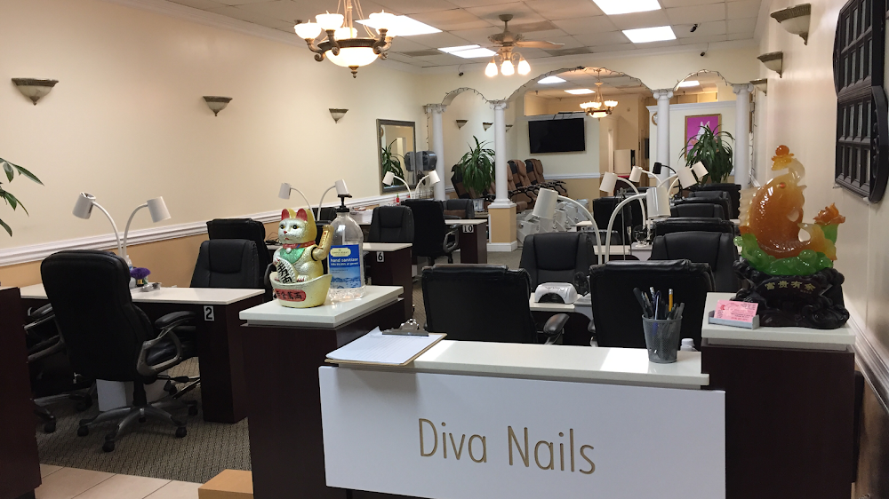 Diva Nails