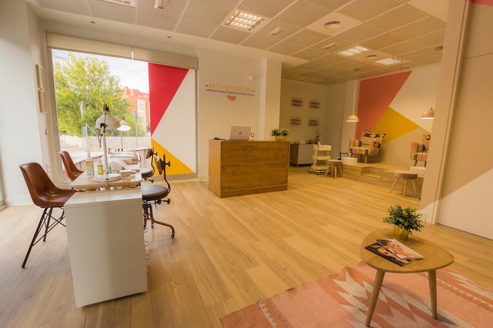 ARTE-N MANICURA