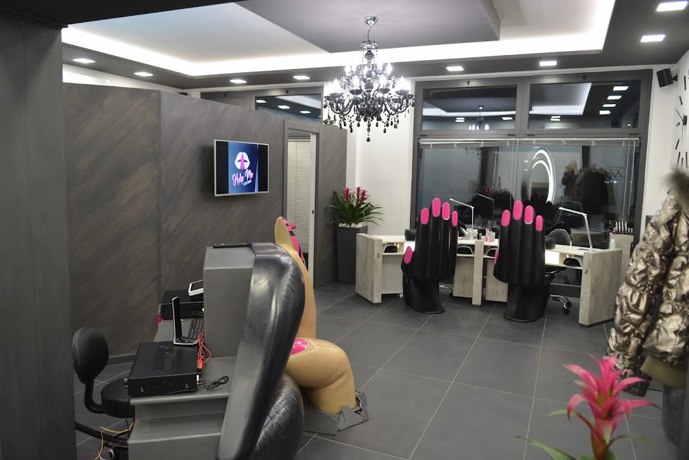 HELP ME studio- beauty change parma