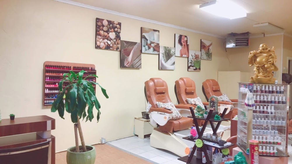 Sally's Nails & Spa