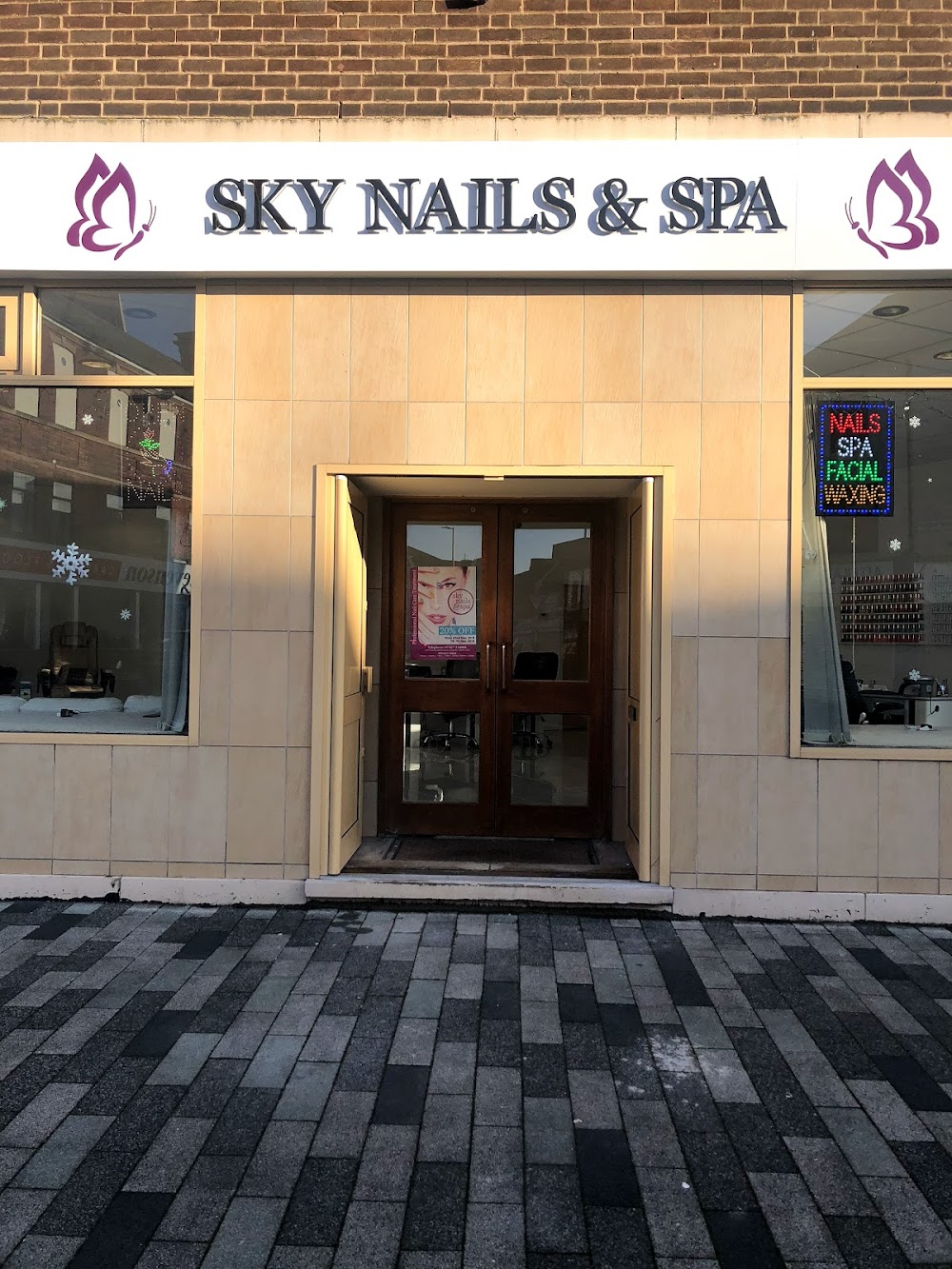 Sky nails Grimsby