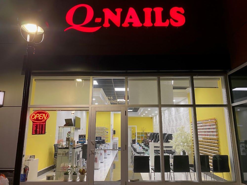 Q-Nails Century Rd.