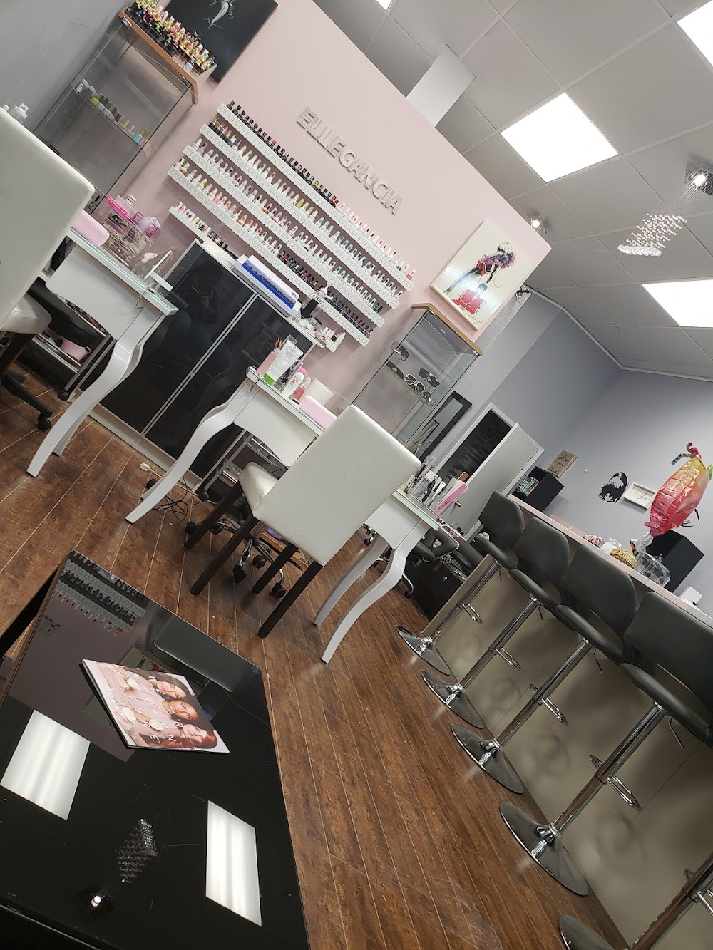 Ellegancia Beauty Lounge