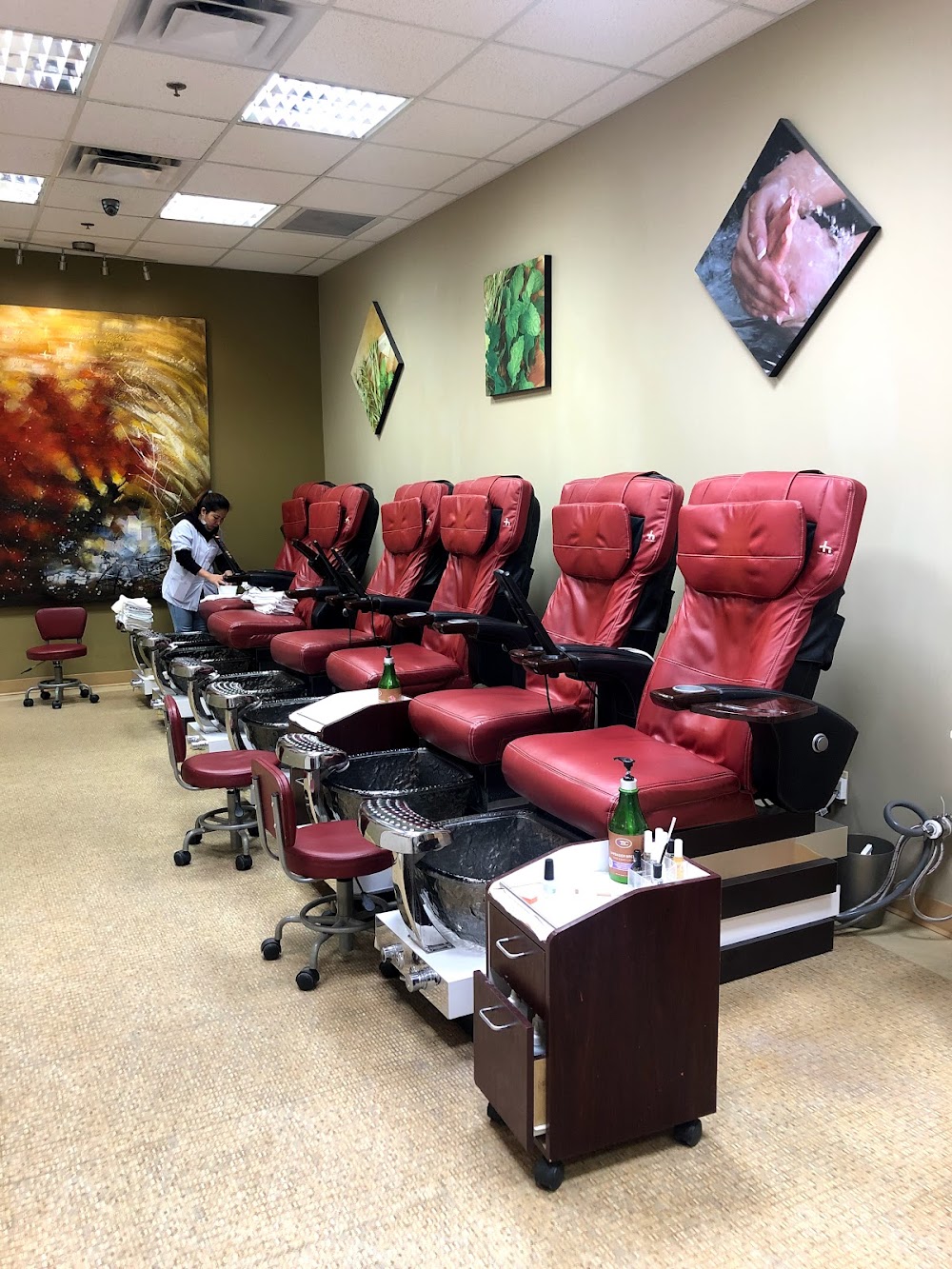 Regal Nails, Salon & Spa