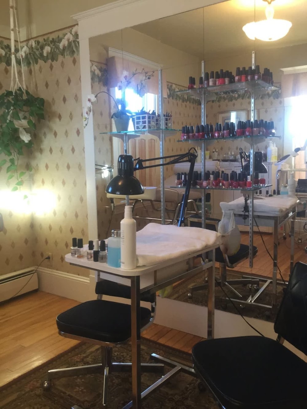 Chez Nous Salon Esthetique