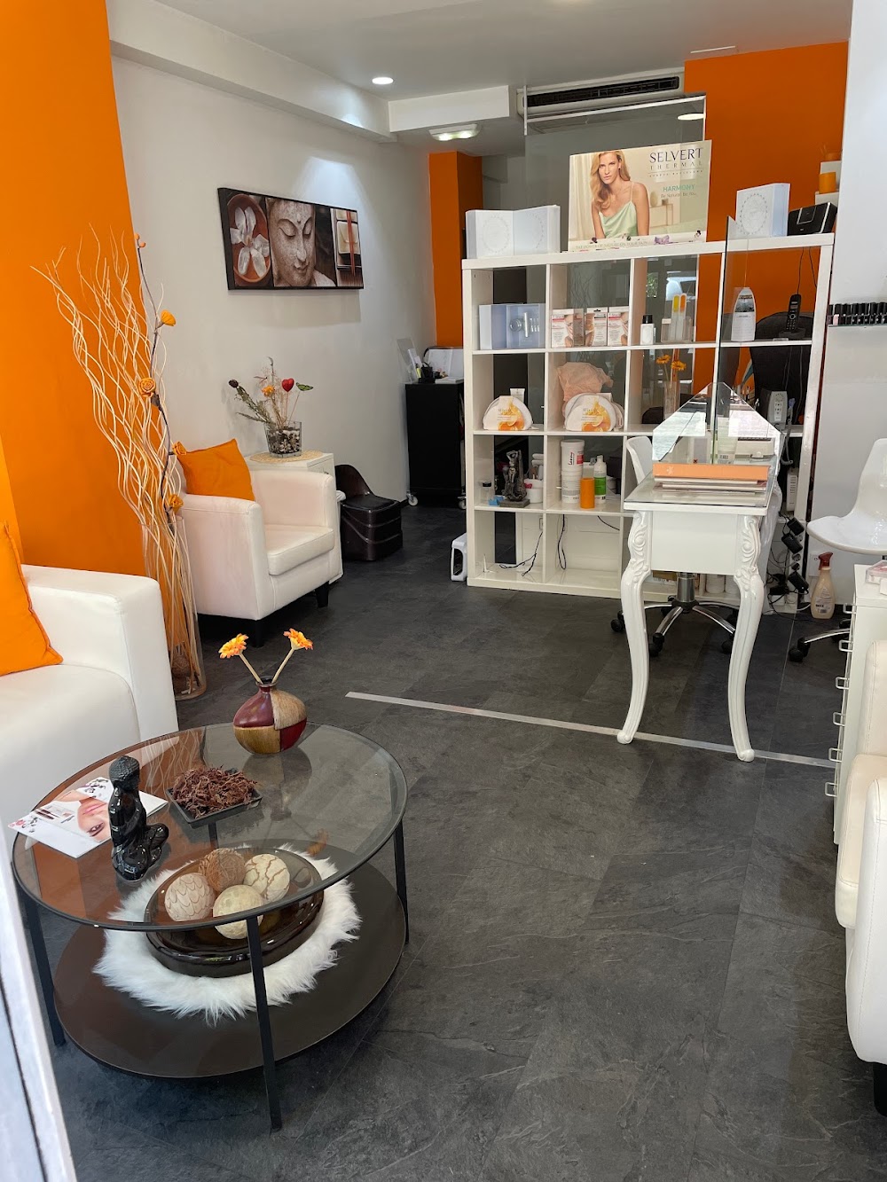 Nobby nails & beauty