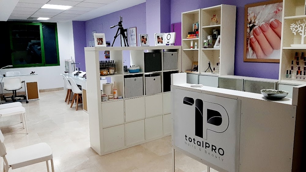Berenice - totalPRO Nail Salon