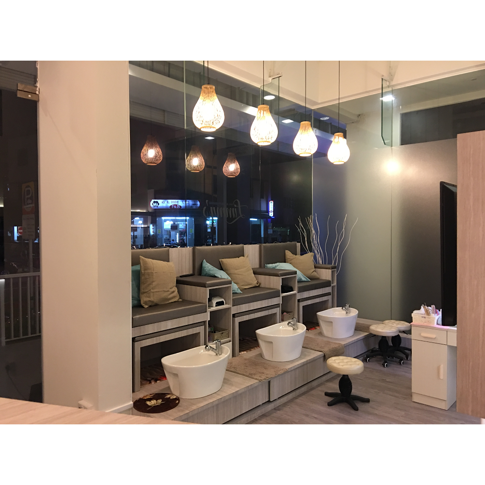 Limmy's Nail & Beauty Lounge @Farrer Park