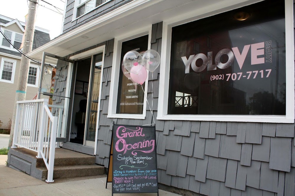 YOLOve Beauty