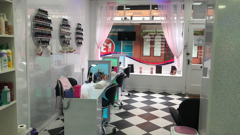 Nails & Beauty Lounge