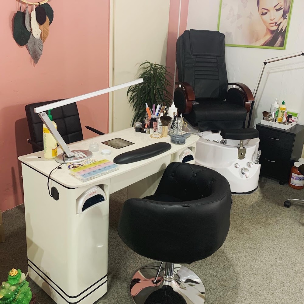 Hoang Lash Extensions