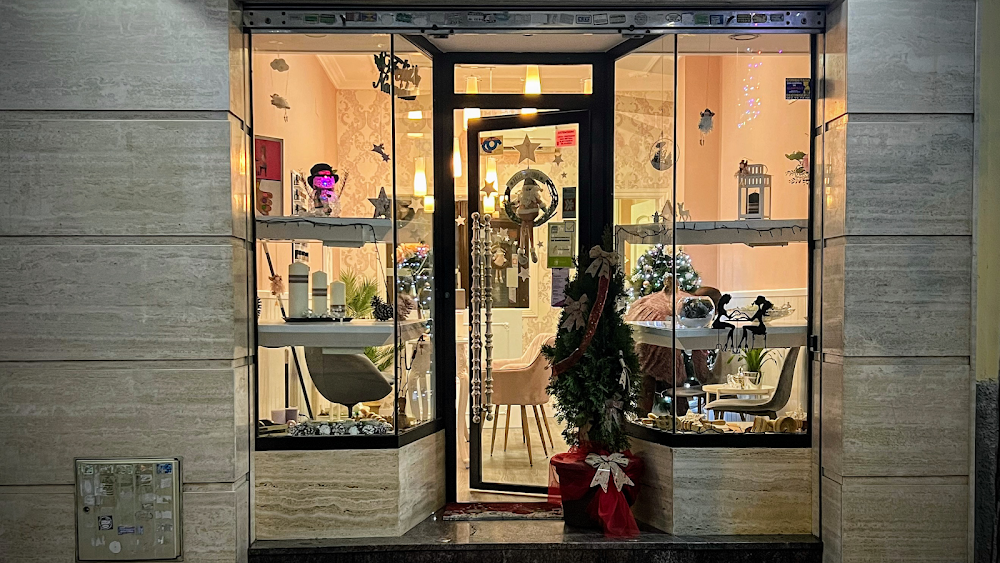 Maria Barbosa NailsArt & Beauty