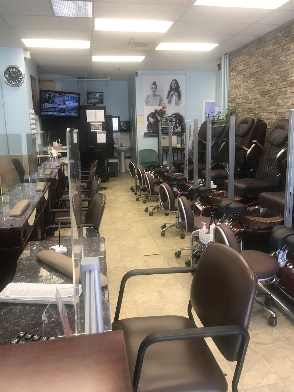 Everest Nail Salon
