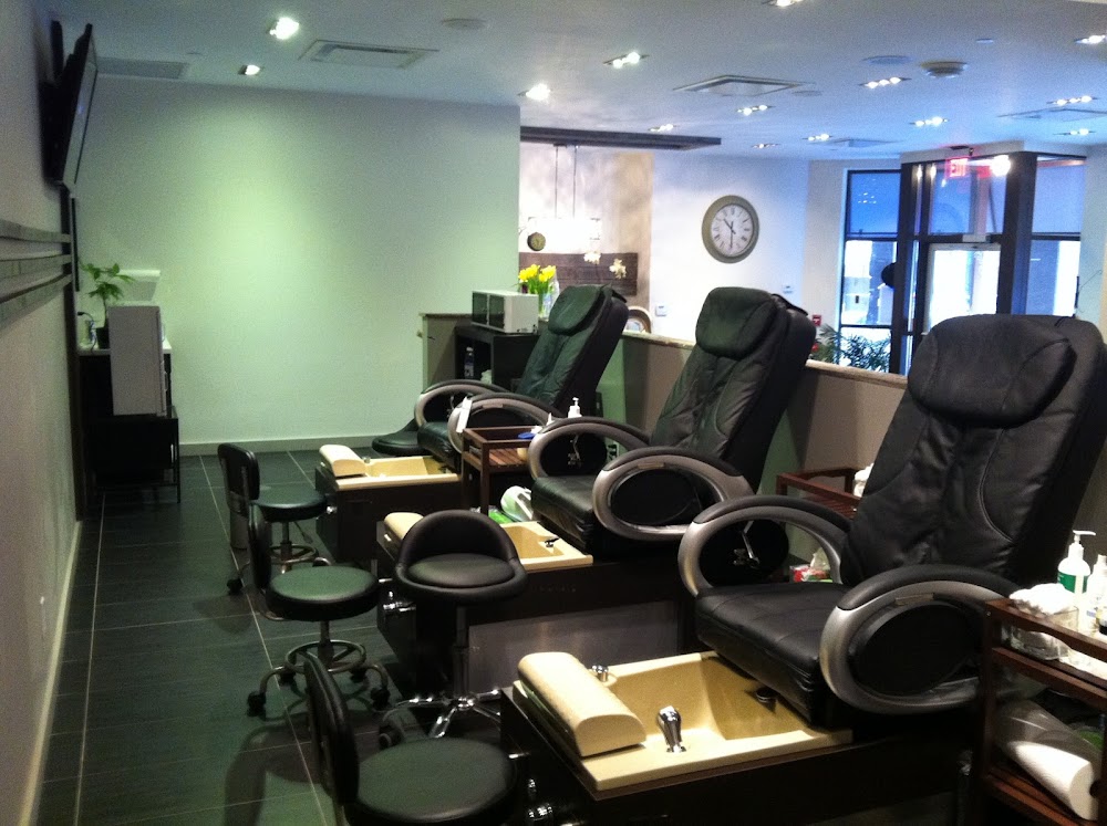 Bubble Bath Spa & Nails