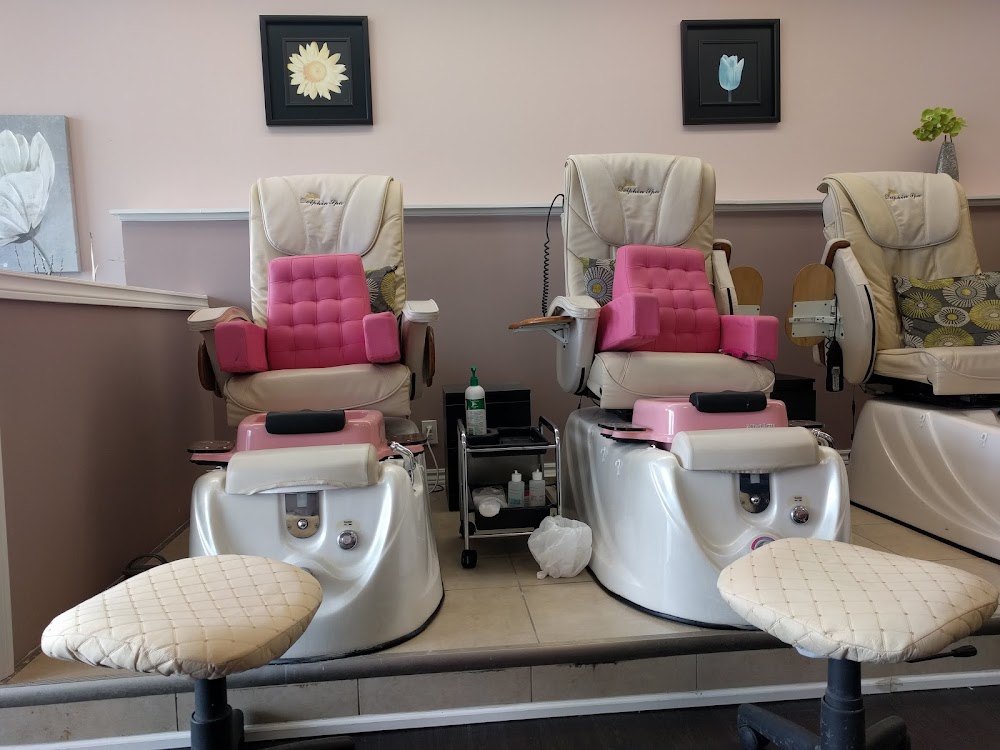 Shell's Nails And Spa