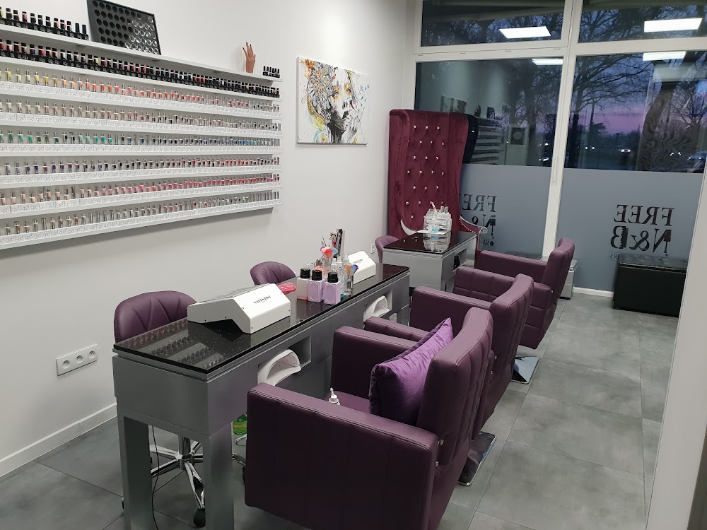 FreeNails The Gelbottle France