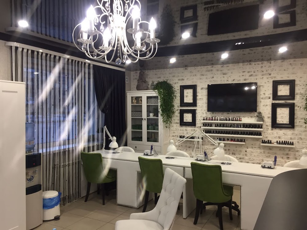 Nogtevaya stydiya Alyoni Rozenberg